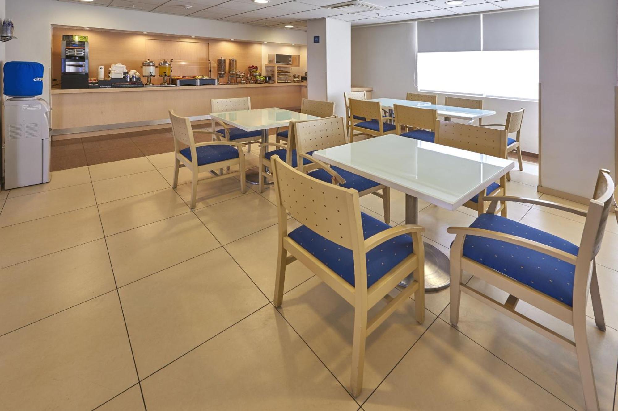 City Express By Marriott Puebla Finsa Екстериор снимка