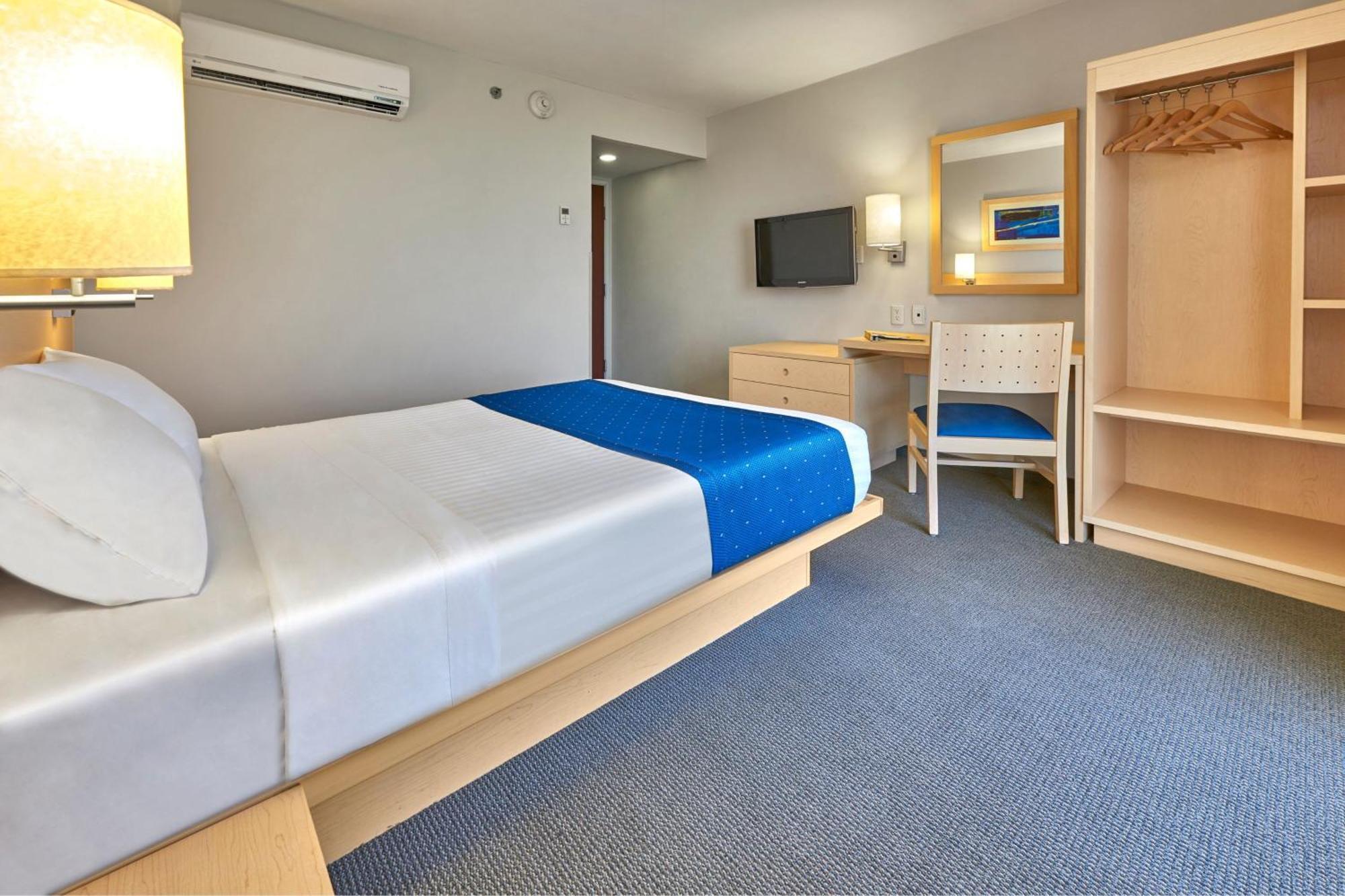 City Express By Marriott Puebla Finsa Екстериор снимка